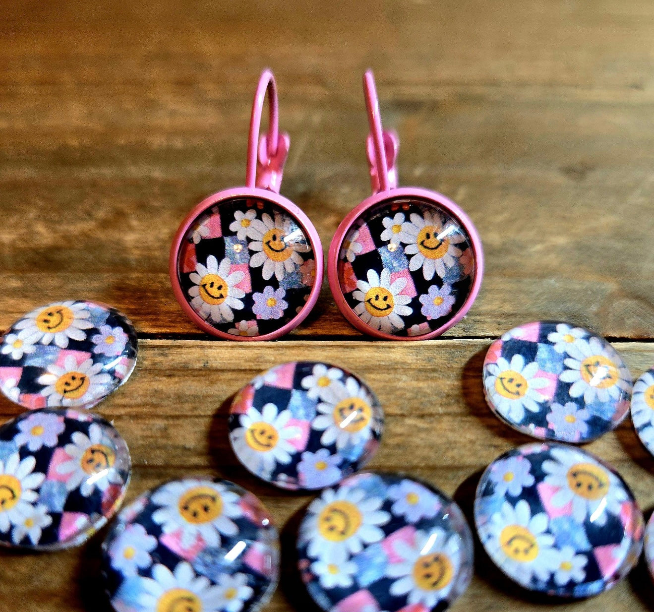 Pink Smiley Face Daisy Stud Dangles