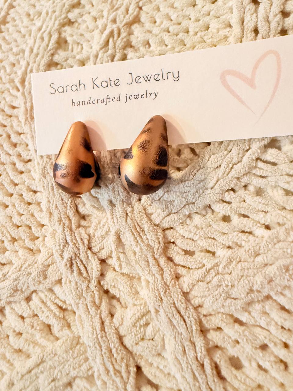 Winter Berry Leopard Curved Hoops